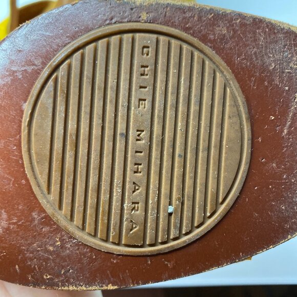 Chie Mihara Yellow Leather Sandals – Made in Spain – Size 37.5 (US 7-7.5) - Picture 5 of 8